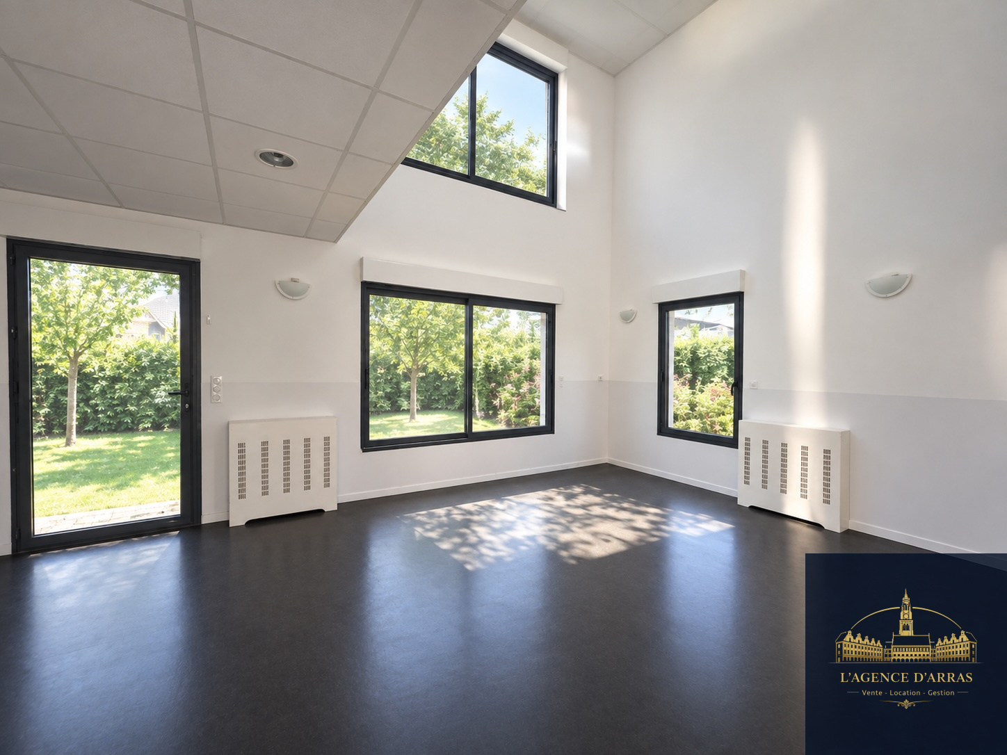 Local commercial à louer à Rouvroy, 180 m² – photo 3 sur 9